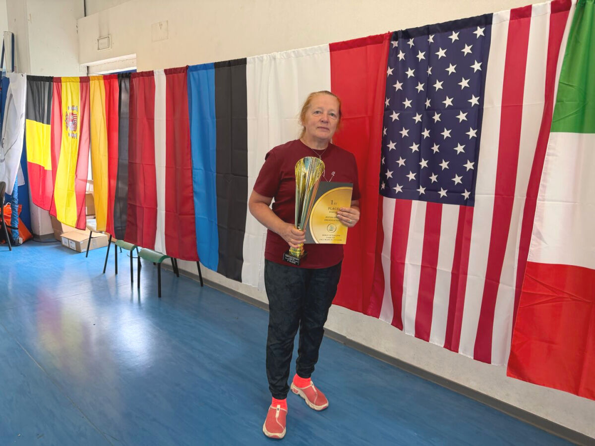 Rita Lamba izcīna uzvaru Pasaules kausa posmā novusā Itālijā