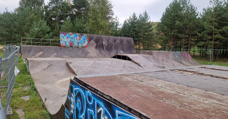 Ikviens aicināts piedalīties Mežaparka skeitparka demontāžā