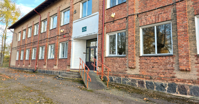 Raudā veidos migrantu skrīninga centru