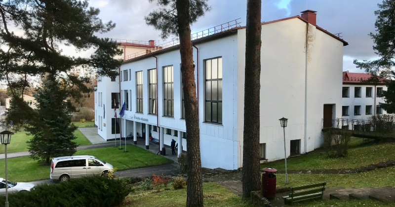 Pēc publiskās apspriedes Viesītes vidusskolas nākotne kļuvusi neskaidra