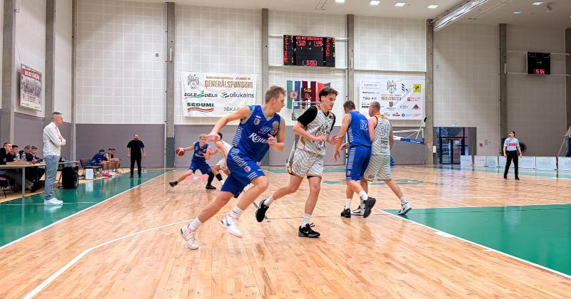 Jēkabpils basketbolisti svin tre&scaron;o uzvaru pēc kārtas