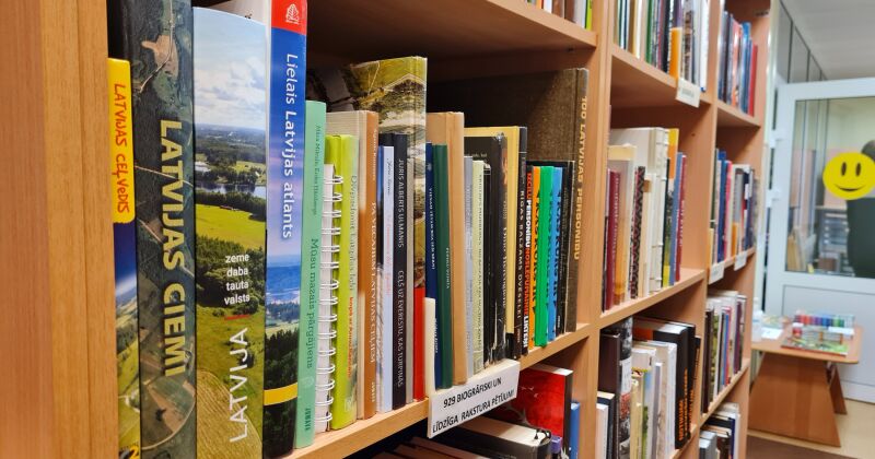 Jēkabpils novada bibliotēkas tiku&scaron;as pie gandrīz 400 jaunām grāmatām