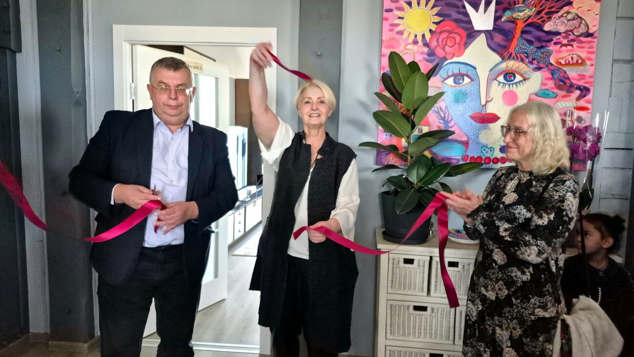 Dignājā pēc 13 gadu rekonstrukcijas atklāts rehabilitācijas centrs