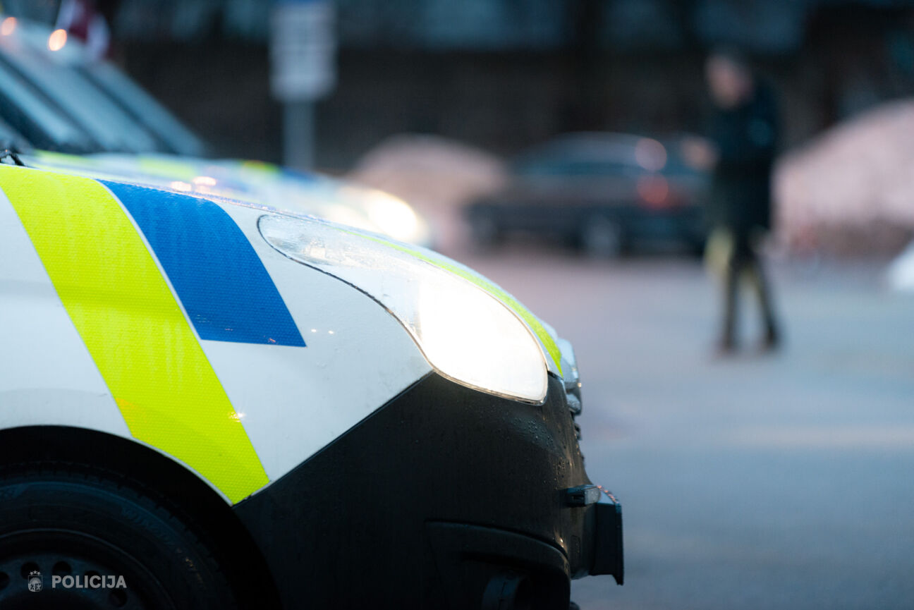 Aknīstē avarē “Scania”; Lašos un Pļaviņās pieķer smagi iereibušus autovadītājus