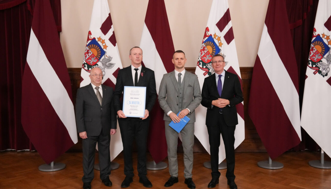 Rīgas pilī godinātas divas Līvānu novada skolas