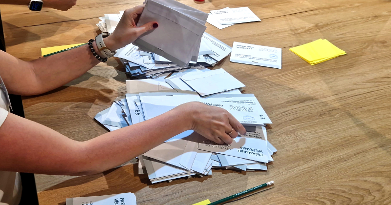 Neoficiāli zināms, pret kuru deputāta kandidātu sākta kriminālvajā&scaron;ana par balsu pirk&scaron;anu