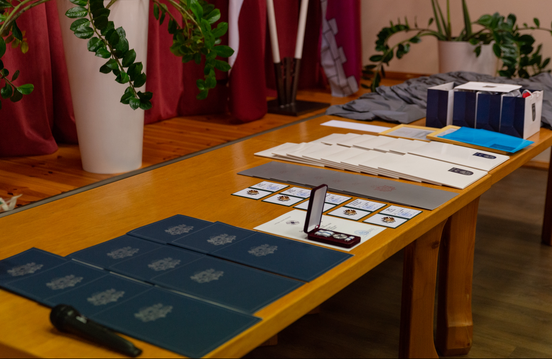 12 Austrumzemgales policisti saņem atzinību Valsts policijas jubilejā