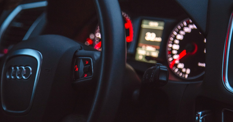 Jēkabpilī un Aizkrauklē sadursmēs bojāti se&scaron;i spēkrati