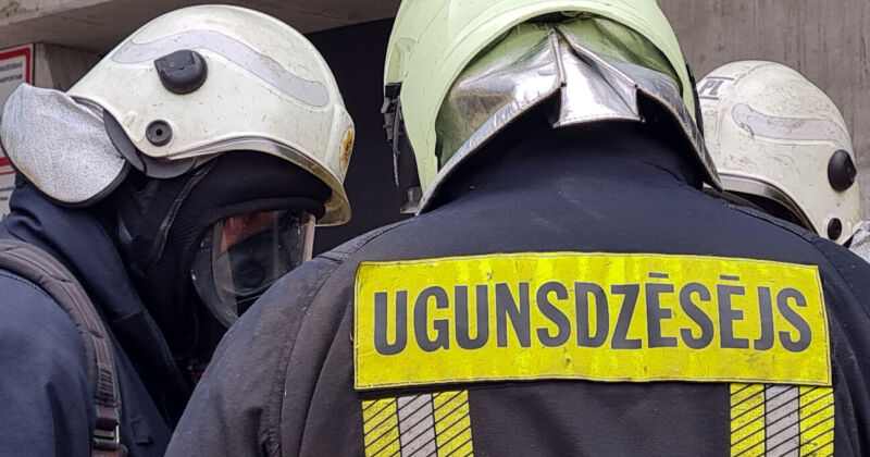 Ugunsgrēkos Jēkabpils novadā bojā gājis viens cilvēks, vēl viens izglābts