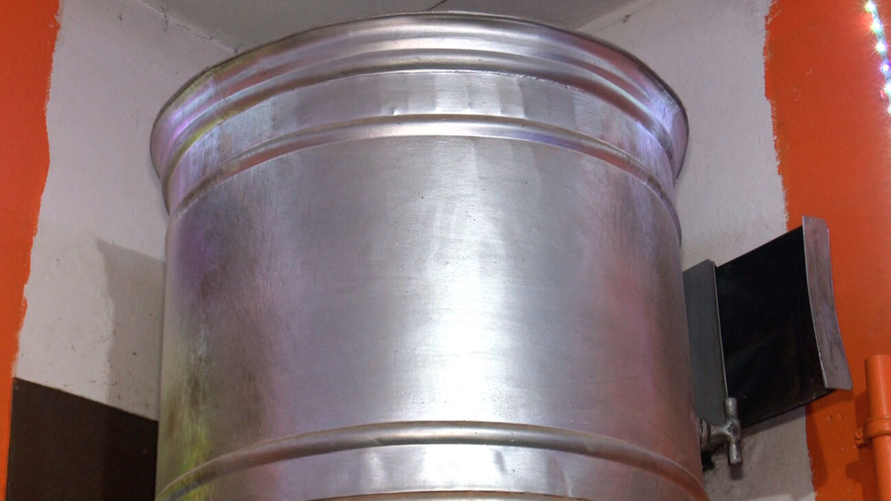 Koknesē deg sodrēji dūmvadā, Aizkrauklē – uz plīts atstāts ēdiens