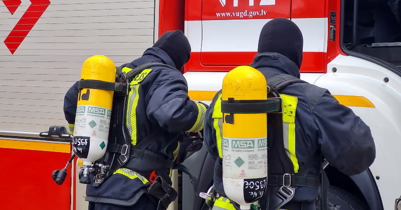 Salas pagastā aizdegas balkons, Līvānos &ndash; automa&scaron;īna