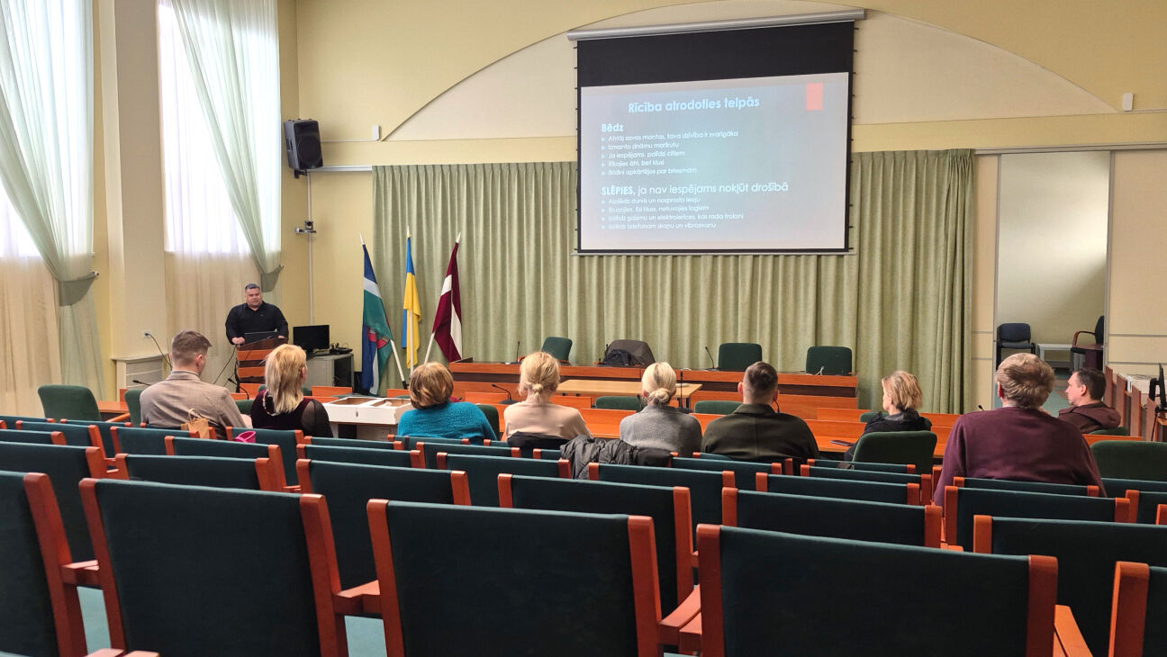 Jēkabpiliešus aicina neieņemt “strausa pozīciju” – zināšanas stiprina drošību