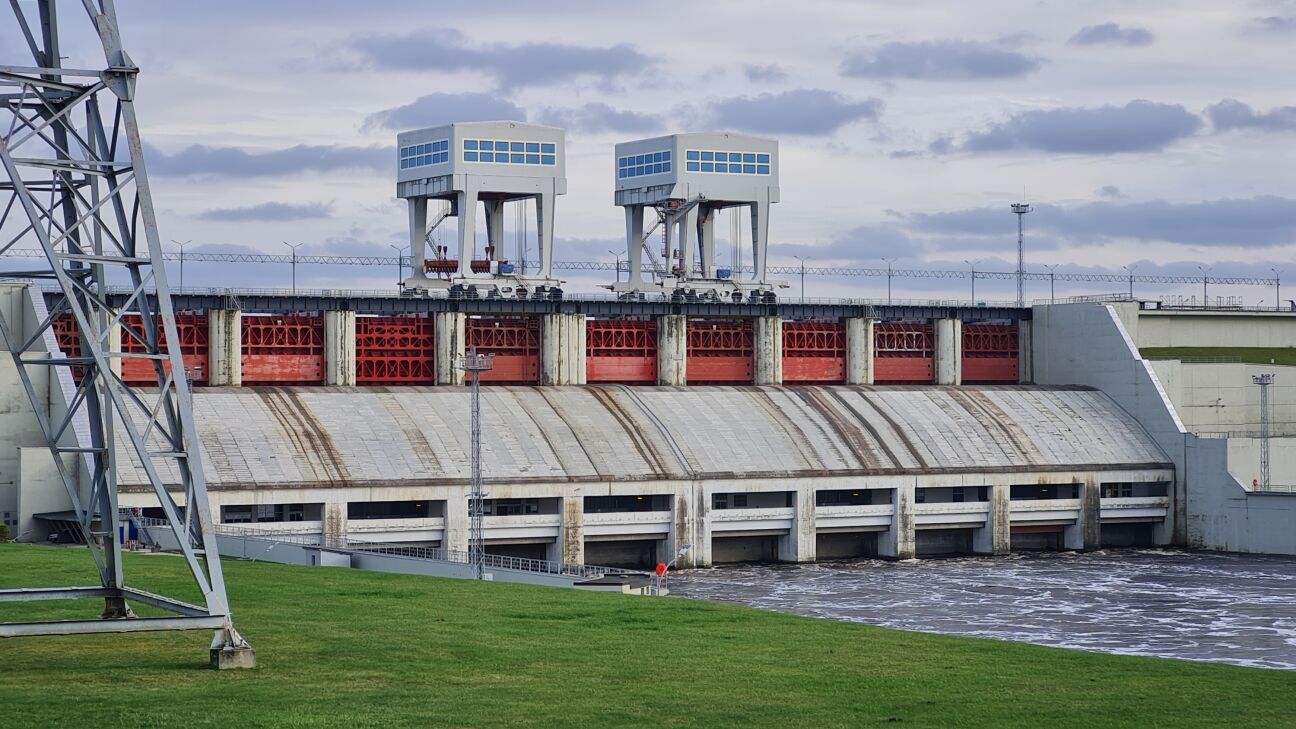 Pie Pļaviņu HES Aizkrauklē plāno izbūvēt rezerves ūdens pārgāzni