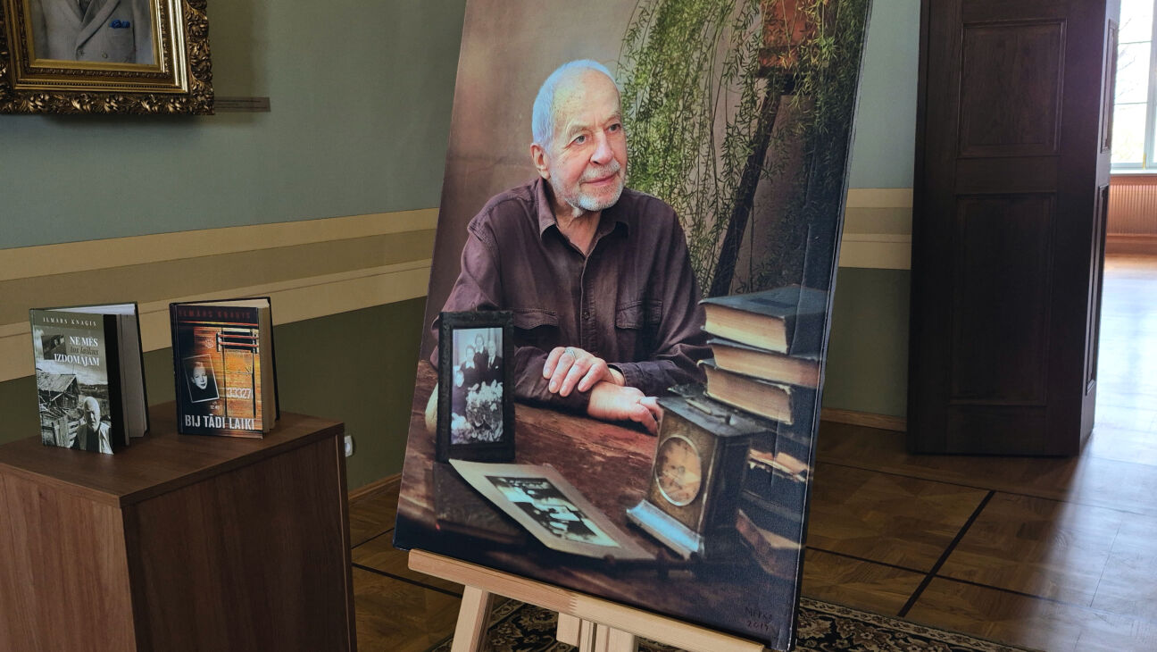 No sāpju zemes līdz brīvībai – Jēkabpilī atzīmē Ilmāra Knaģa simtgadi